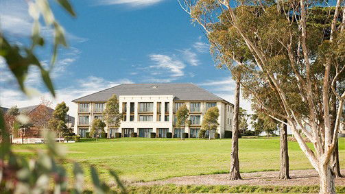 Chirnside Park VIC Hotel Accommodation
