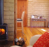 Lyrebird Cottages - Hotel Accommodation