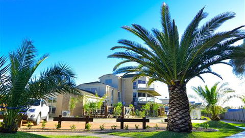 Whitesbeach Guesthouse - Hotel Accommodation 4