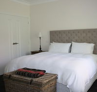 GG's By The River - Hotel Accommodation
