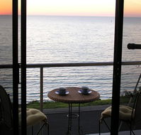 Clifftop Accommodation Portland Victoria - Hotel Accommodation