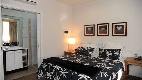 Norwood House  - Hotel Accommodation 2