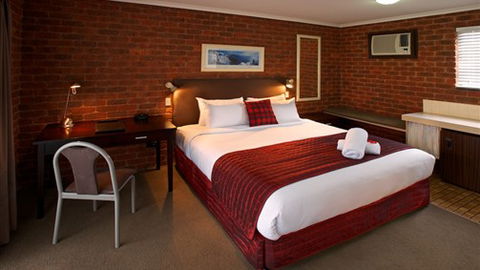 Admiral Motor Inn - Hotel Accommodation 1