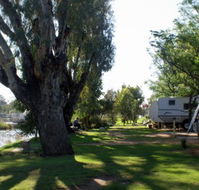 Numurkah Caravan Park - Hotel Accommodation