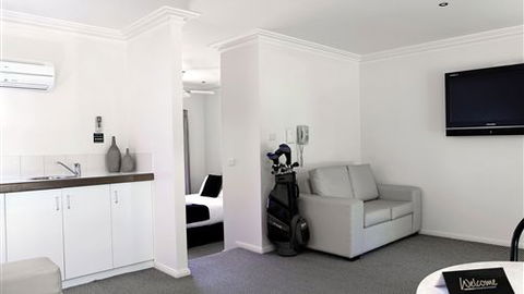 Murray Downs Resort - Hotel Accommodation 1