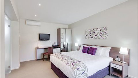 Comfort Inn Drouin - Hotel Accommodation 0