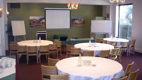 Best Western The Tudor Box Hill - Hotel Accommodation 1