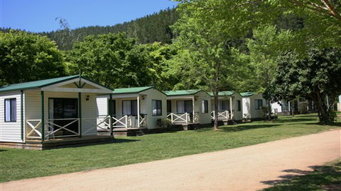 Porepunkah Pines Holiday Park - Hotel Accommodation 1