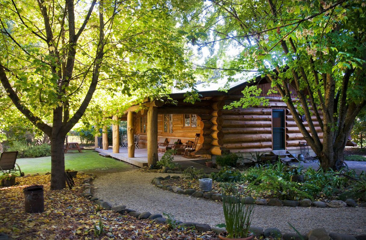 Porepunkah VIC Hotel Accommodation