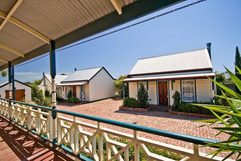 Torquay 1903 Period Cottages - Hotel Accommodation 0