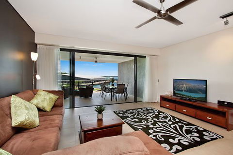 Akuna Waterfront - Hotel Accommodation 7