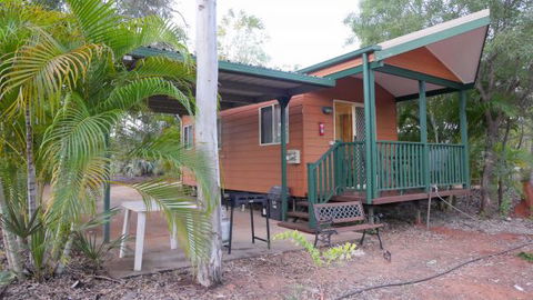 Bitter Springs Cabins And Camping - Hotel Accommodation 1