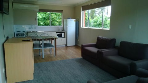 Canberra Carotel Motel - Hotel Accommodation 1