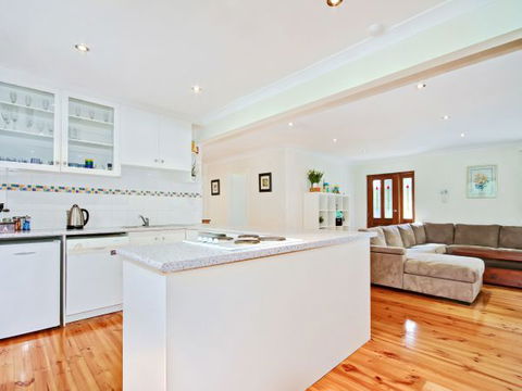 Century 21 SouthCoast: Moana Blue - Hotel Accommodation 1