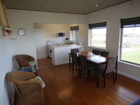 Century 21 SouthCoast: Moana Blue - Hotel Accommodation 81