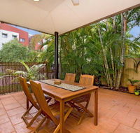 Garunya Executive Townhouse - Hotel Accommodation