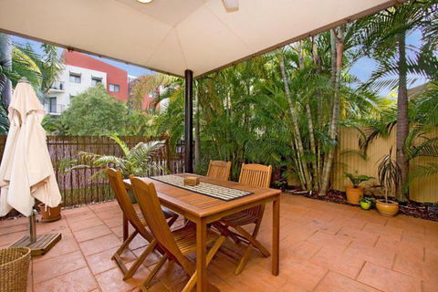 Garunya Executive Townhouse - Hotel Accommodation 0