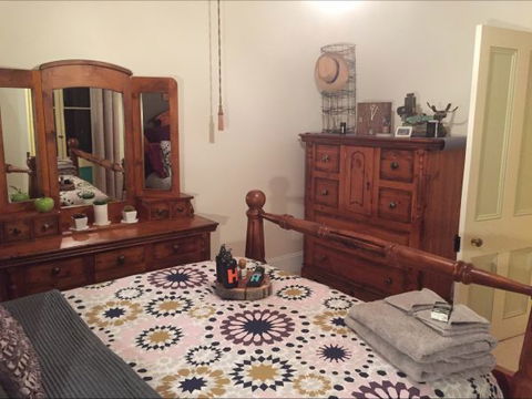 Hillside Cottage - Hotel Accommodation 7