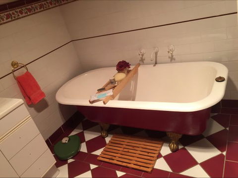 Hillside Cottage - Hotel Accommodation 8