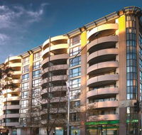Medina Serviced Apartments Canberra James Court - Hotel Accommodation