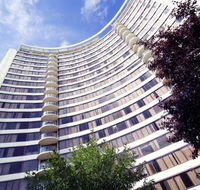 BreakFree Capital Tower - Hotel Accommodation