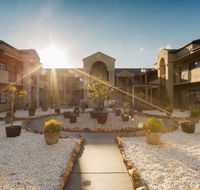 Parklands Hotel and Apartments - Hotel Accommodation