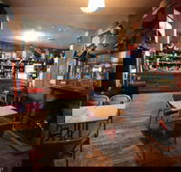 Victoria Hotel Moonan Flat - Hotel Accommodation