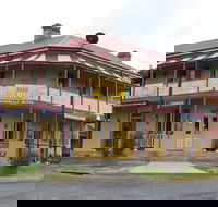 Commercial Hotel Walcha - Hotel Accommodation