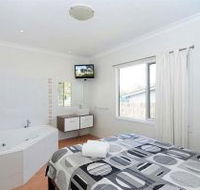 Love Shack - Hotel Accommodation