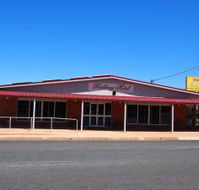 Railway Hotel Condobolin - Hotel Accommodation