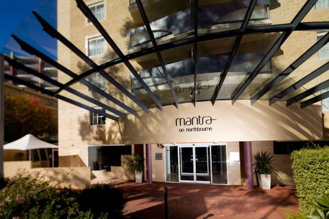 Mantra On Northbourne - Hotel Accommodation 1