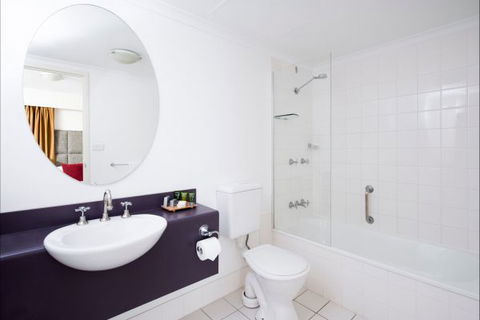 Mantra On Northbourne - Hotel Accommodation 10