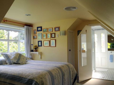 Southdown Cottage Bowral - Hotel Accommodation 9