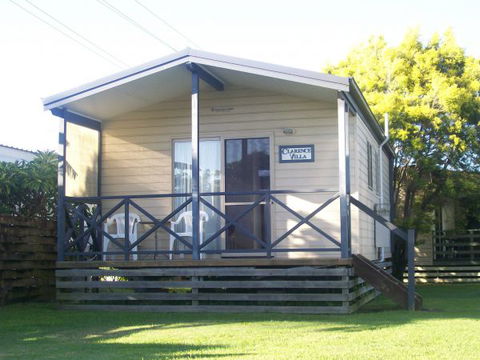 The Fishing Haven Holiday Park - Hotel Accommodation 2
