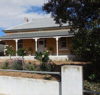 Book Keepers Cottage Waikerie - Hotel Accommodation