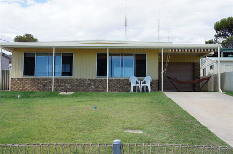 Family Tides - Hotel Accommodation 0