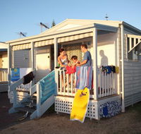 Christies Beach Tourist Park - Hotel Accommodation