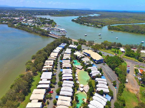 Noosa Lakes Resort - Hotel Accommodation 3