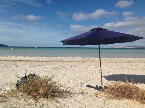 Alchemy On Island Beach - Hotel Accommodation 1