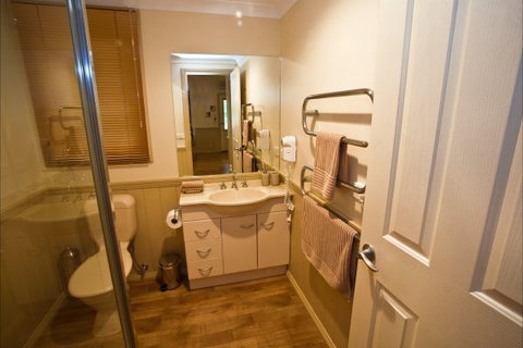 Autumn Abode Cottages - Hotel Accommodation 8