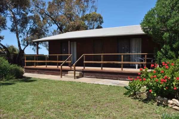 Nangiloc ACT Hotel Accommodation
