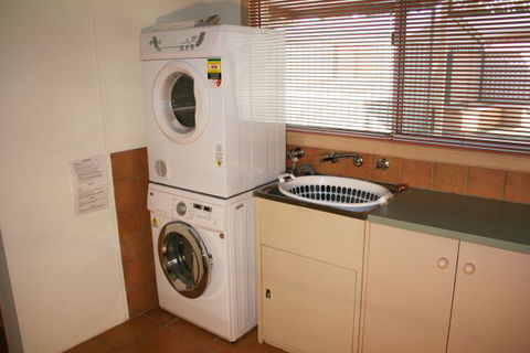 Elderton Guest House - Hotel Accommodation 6