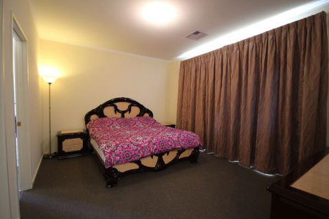 LJ Hooker Goolwa Holiday Rentals - 42 Underwood Avenue, Goolwa Beach - Hotel Accommodation 19