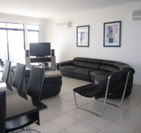 The Waterfront Dolphin - Hotel Accommodation