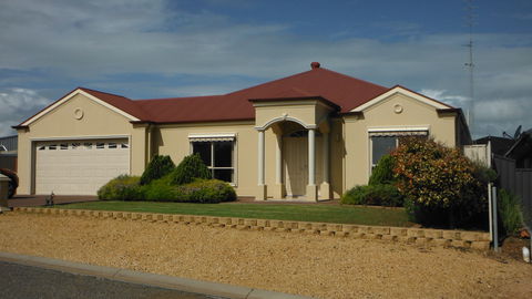 New Ladsys - Hotel Accommodation 4