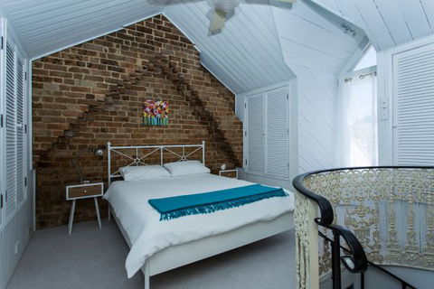 The Essence Of Paddington Living - Hotel Accommodation 4