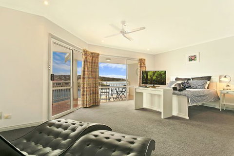 SALT Waterfront Apartment - Hotel Accommodation 4