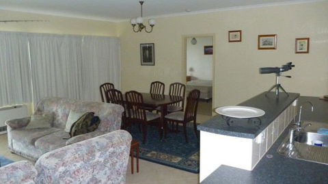 Somersea House - Hotel Accommodation 2