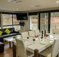 Moama on Murray Houseboats - Hotel Accommodation