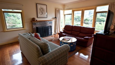 HolidayMakers - Hotel Accommodation 7